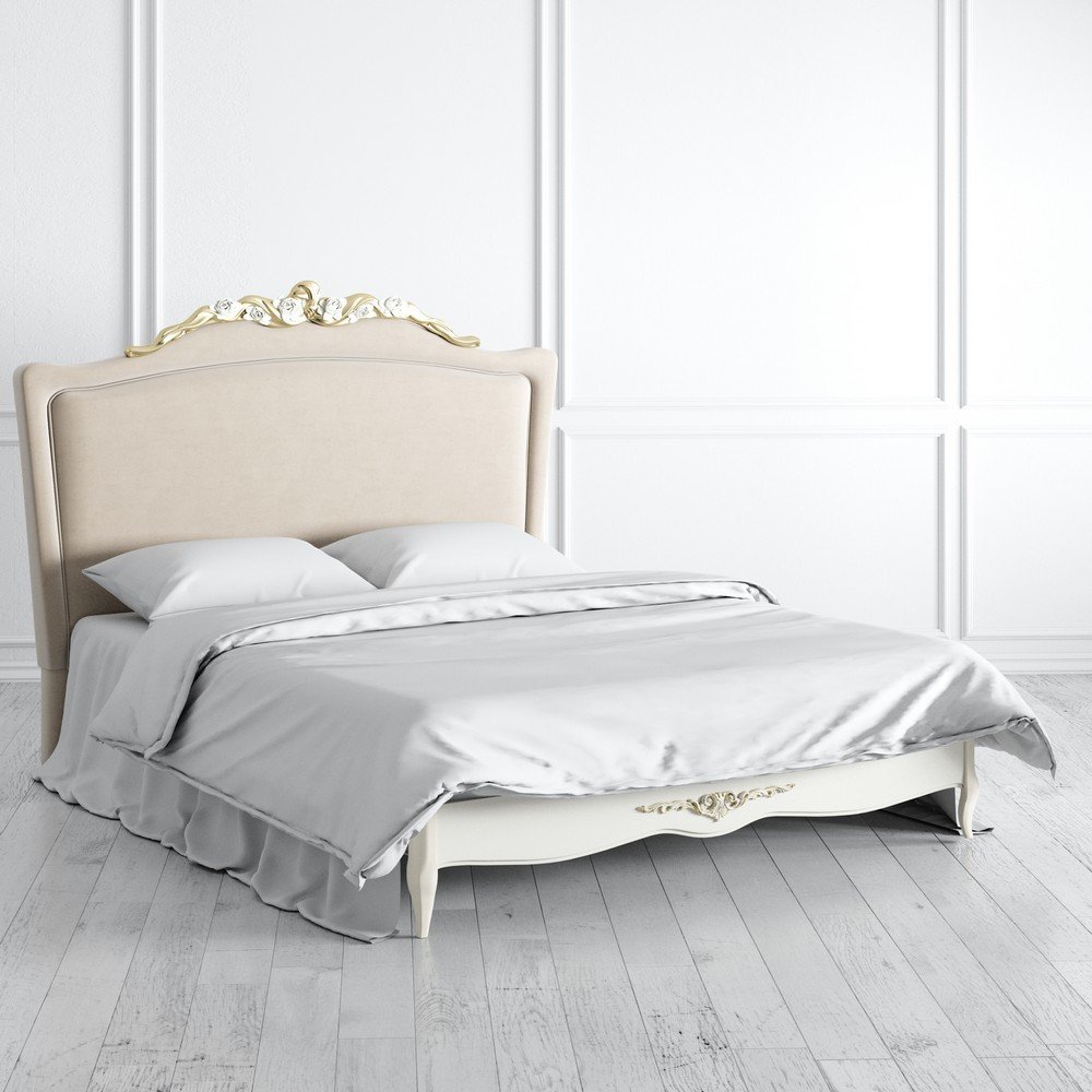 Кровать с мягким изголовьем 180*200