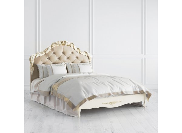 Кровать с мягким изголовьем 140*200