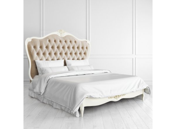 Кровать с мягким изголовьем 160*200