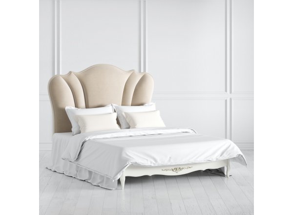 Кровать с мягким изголовьем 160*200