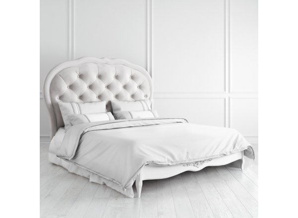 Кровать с мягким изголовьем 160*200