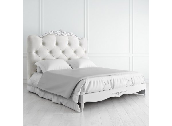 Кровать с мягким изголовьем 180*200