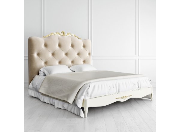 Кровать с мягким изголовьем 180*200