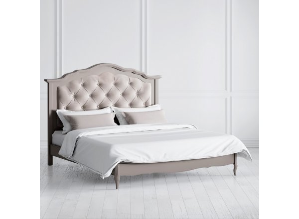 Кровать с мягким изголовьем 180*200