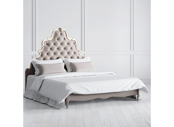 Кровать с мягким изголовьем 180*200