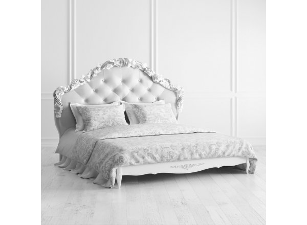 Кровать с мягким изголовьем 180*200