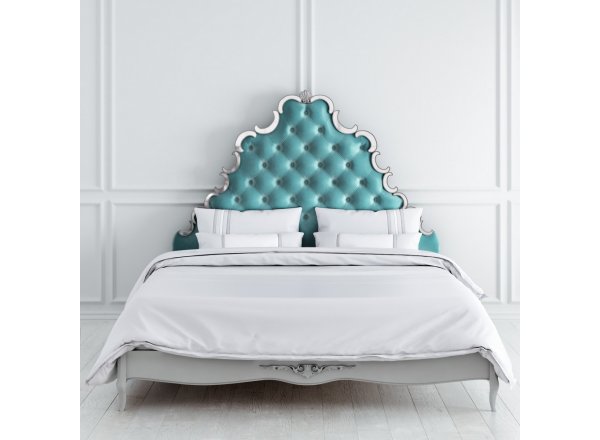 Кровать с мягким изголовьем 180*200